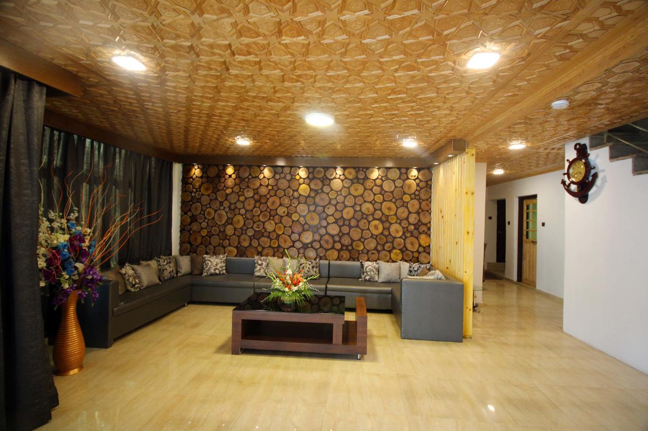 Hotel Green Leaf Srīnagar Kültér fotó