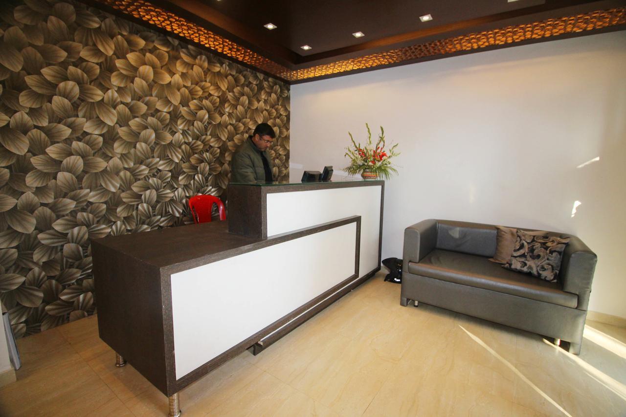 Hotel Green Leaf Srīnagar Kültér fotó